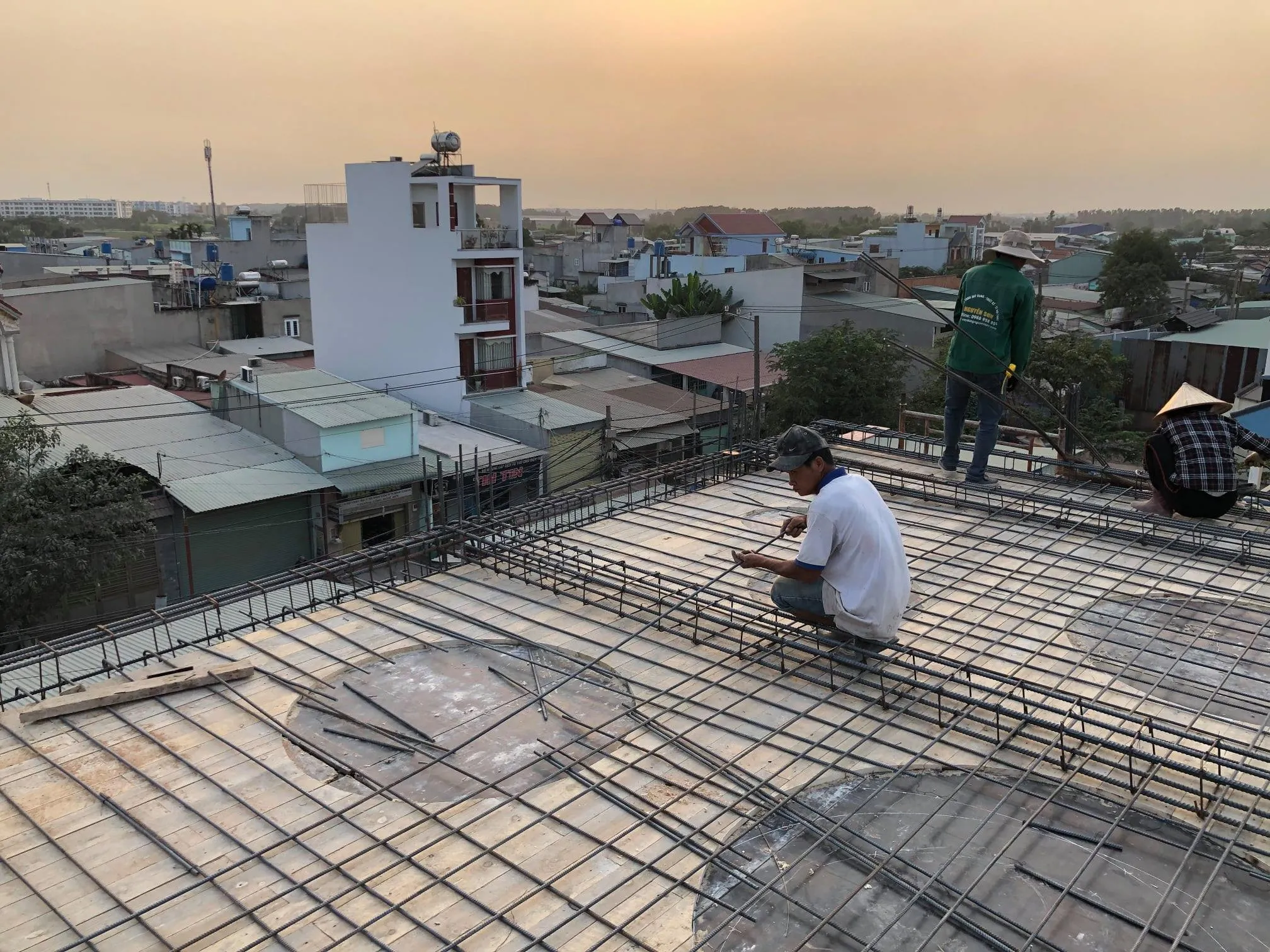 NHÀ PHỐ 2 TẦNG BÌNH CHÁNH 